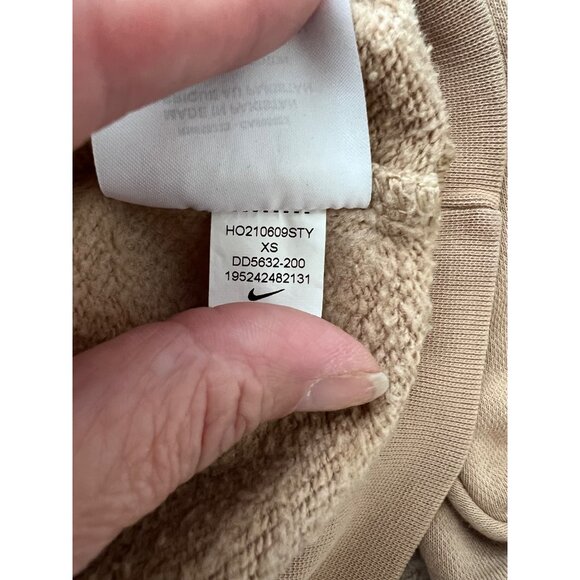 Nike Womens Oversized Tan Crewneck Sweatshirt XS - Picture 5 of 7